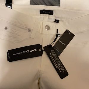 NWT! White icon Bebe jeans